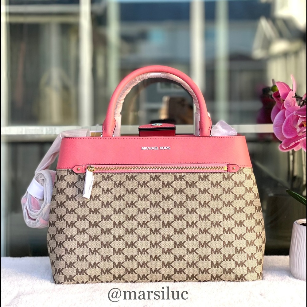NEW MK LARGE SATCHEL 🌺